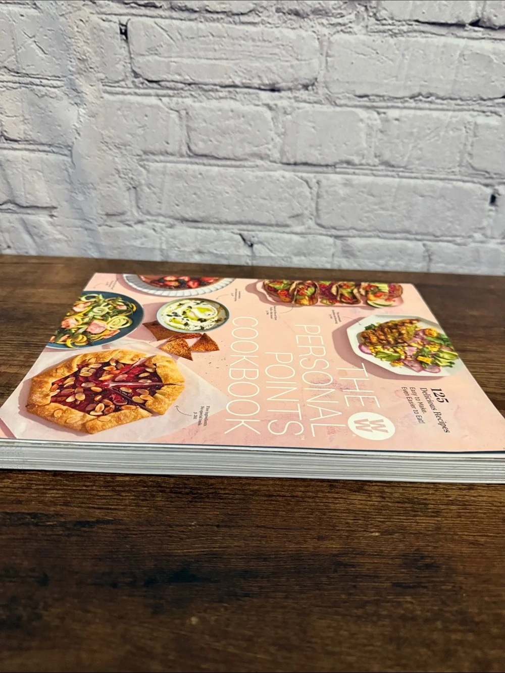 Weight Watchers The Personal Points Cookbook - Pink Cover